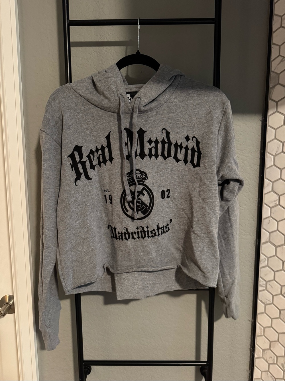 Women's Medium Gray Real Madrid Cropped Hoodie